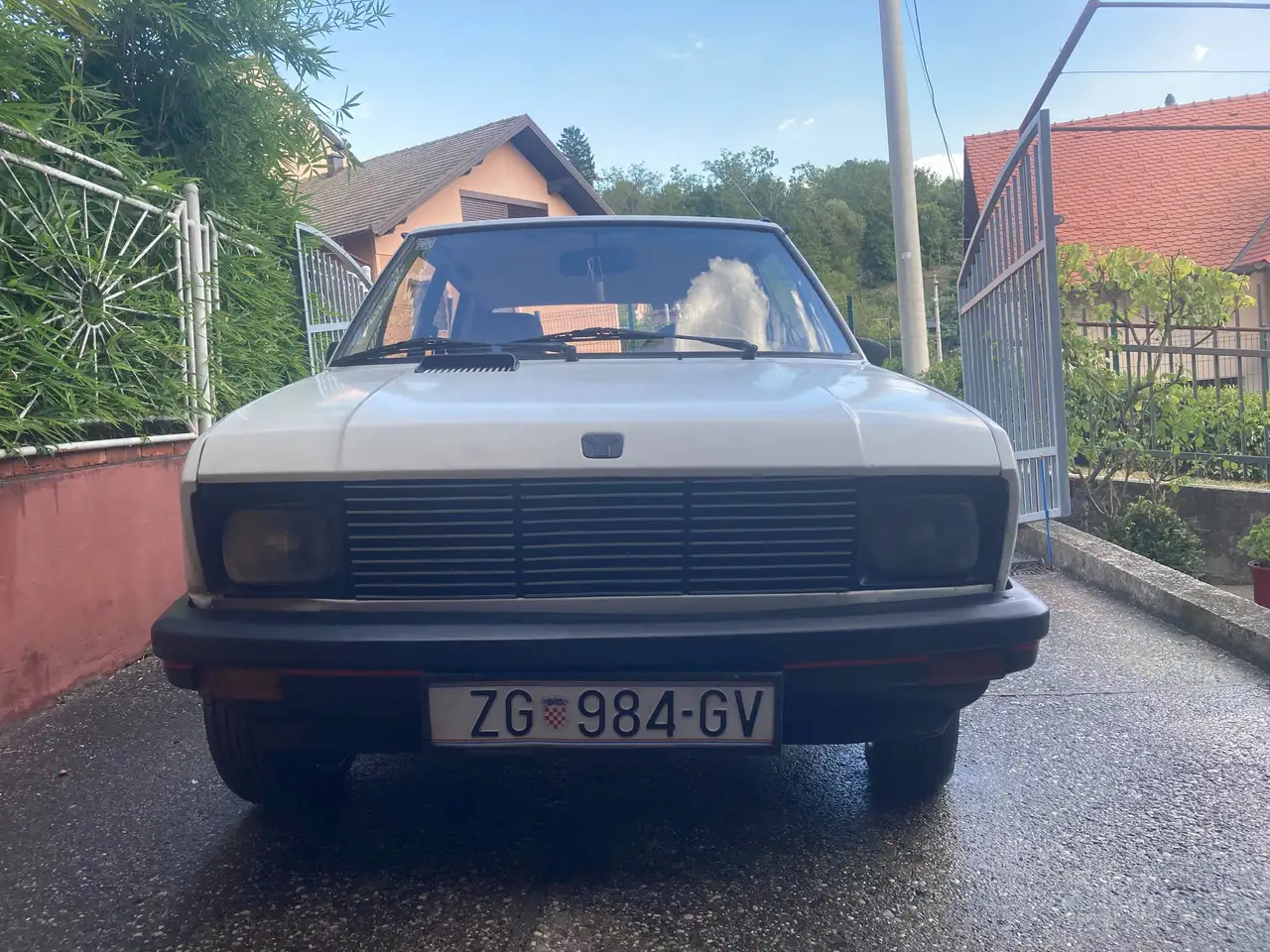 Zastava Yugo 45, foto 3