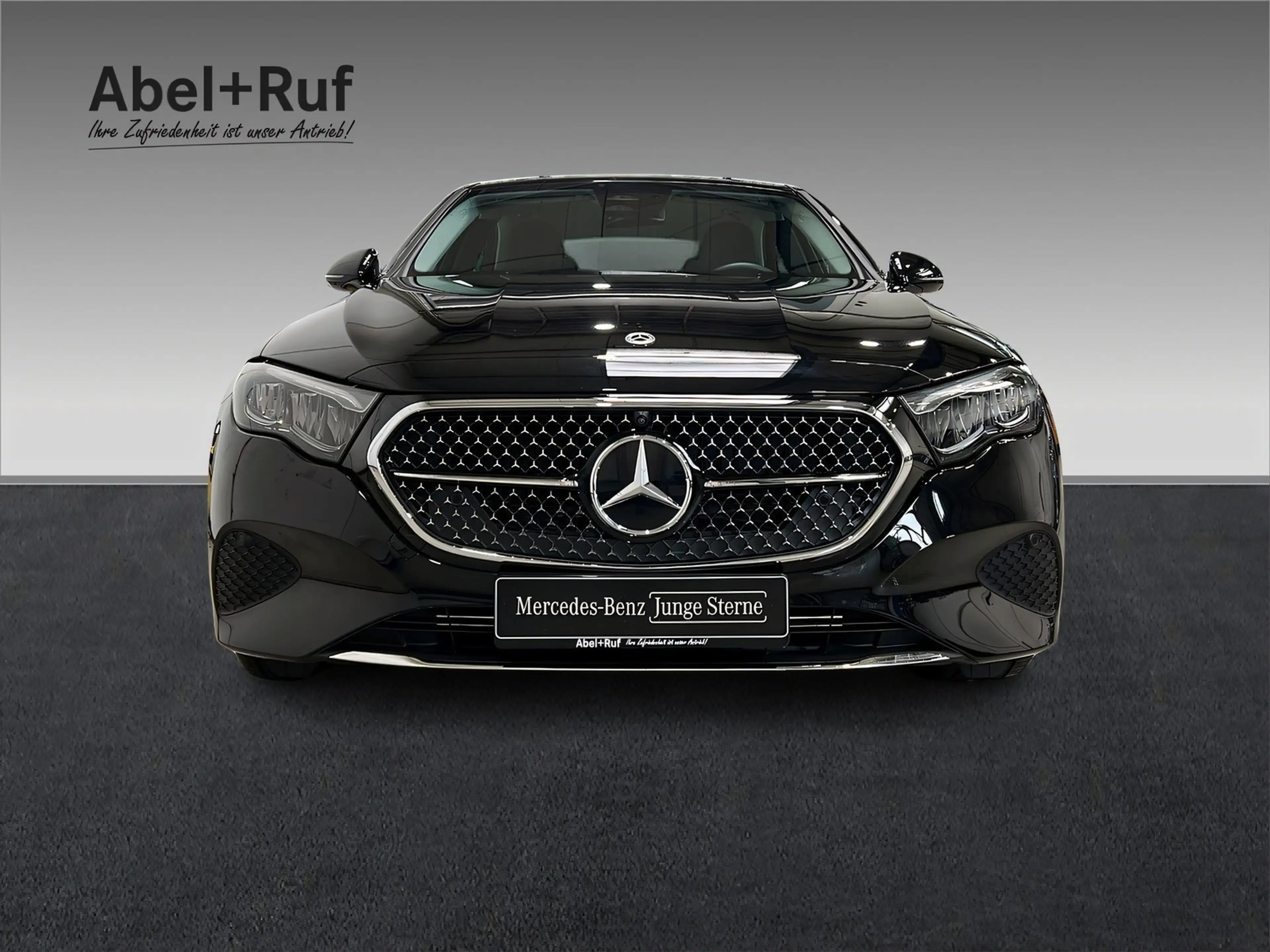 Mercedes-Benz E 450 4M Limo AVANTGARDE+LED+DISTR+Memo+TotW+360 — photo 2