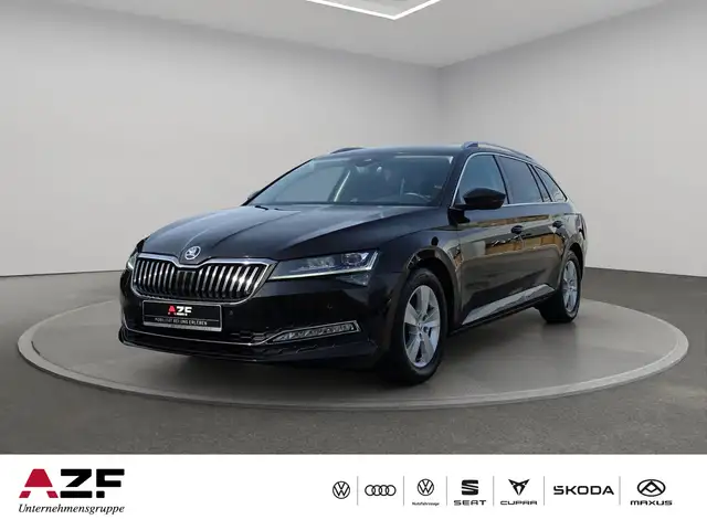Skoda Superb Combi 2.0 TDI DSG Preimum Edition AHK+NAV