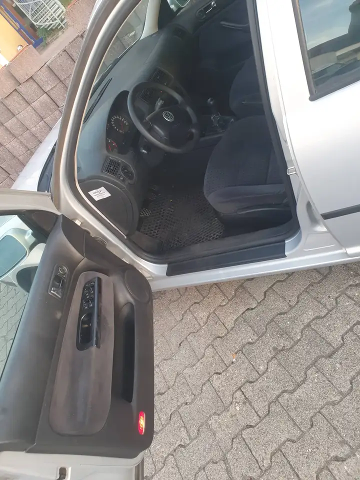 Volkswagen Golf 1.6 Comfortline, foto 6