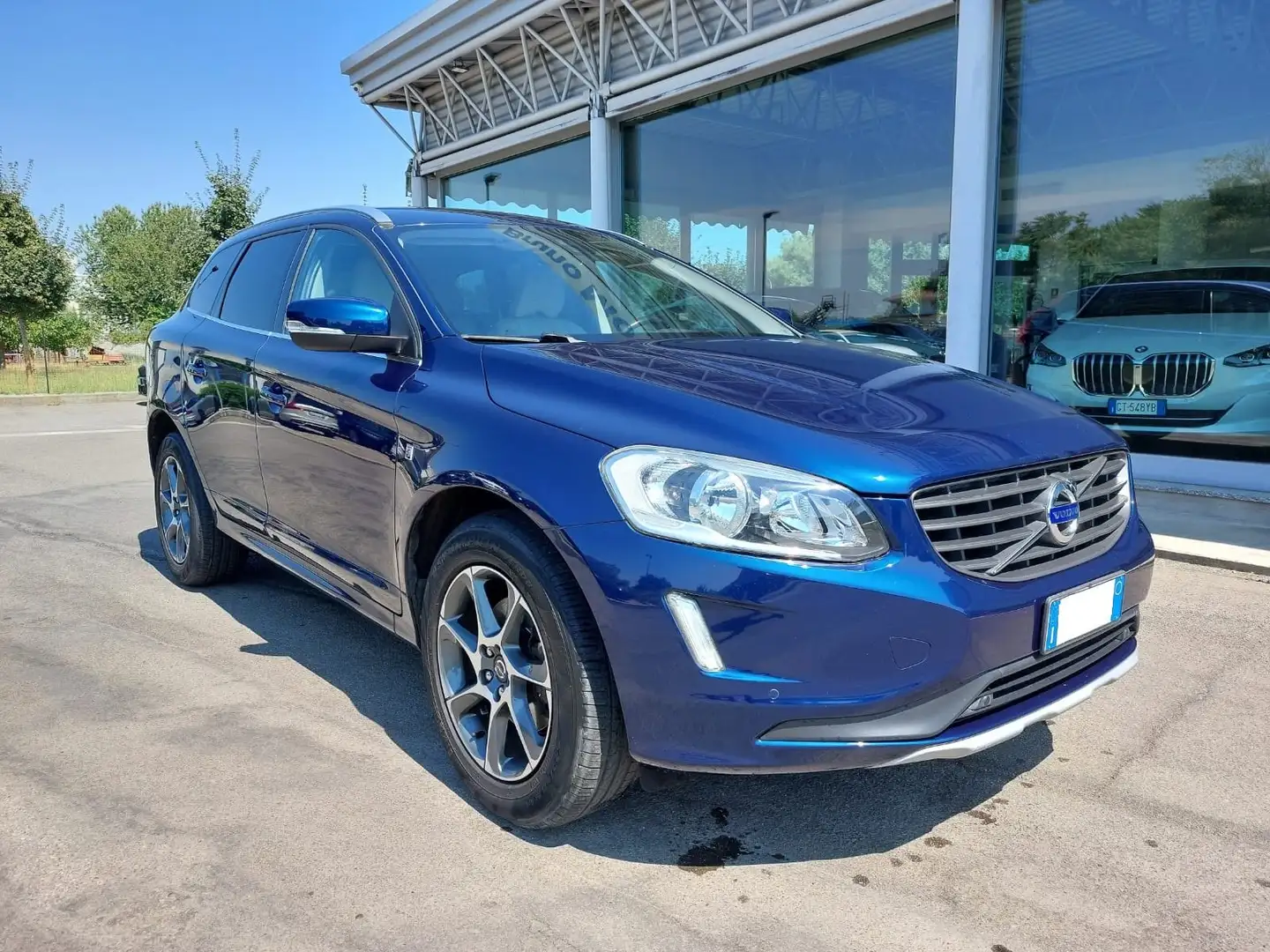 Volvo XC60 XC60 2.0 d3 Ocean Race 150cv Geartronic Blu/Azzurro - 1
