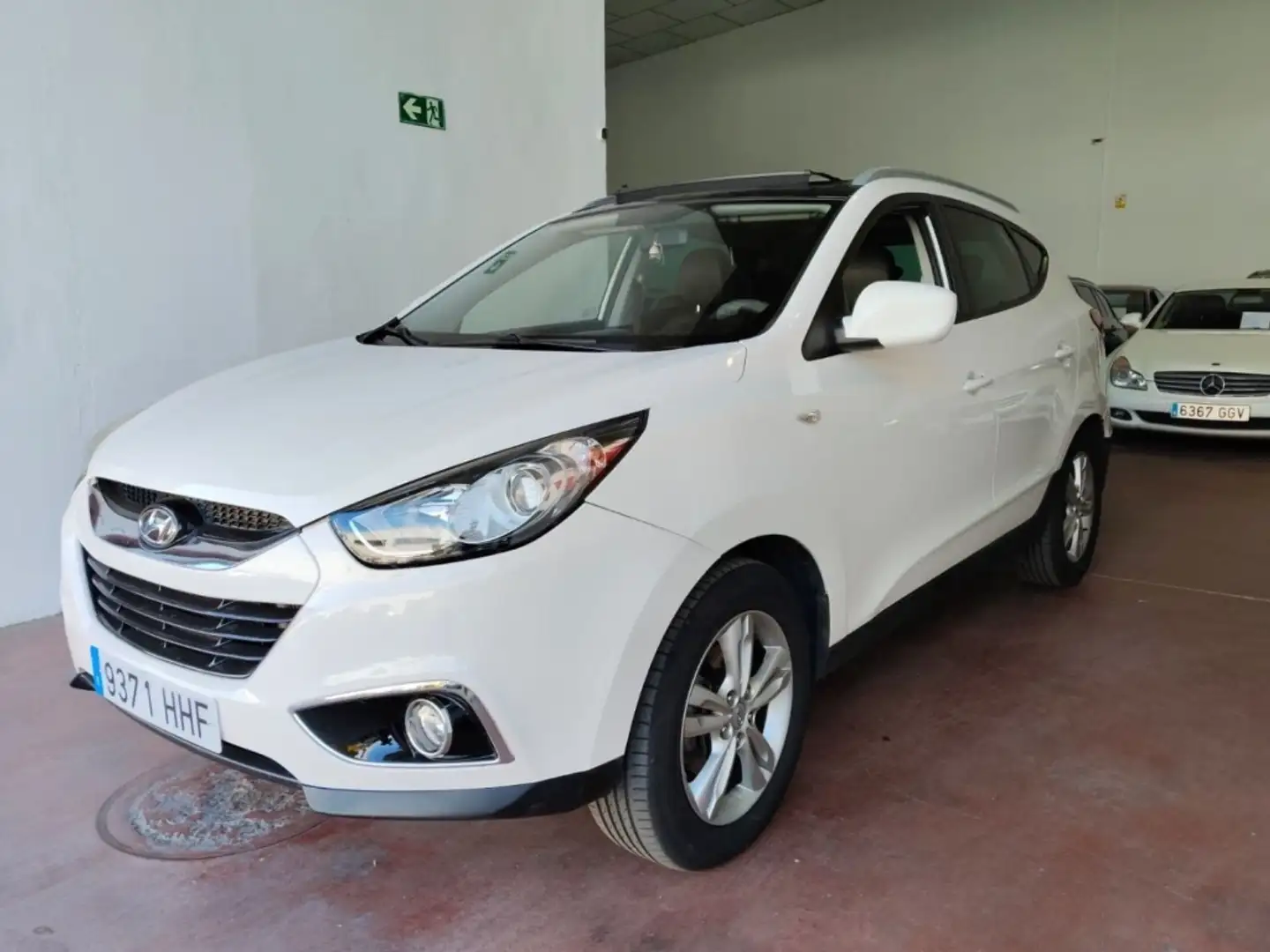 Hyundai iX35 1.7CRDI Comfort 4x2 Weiß - 1