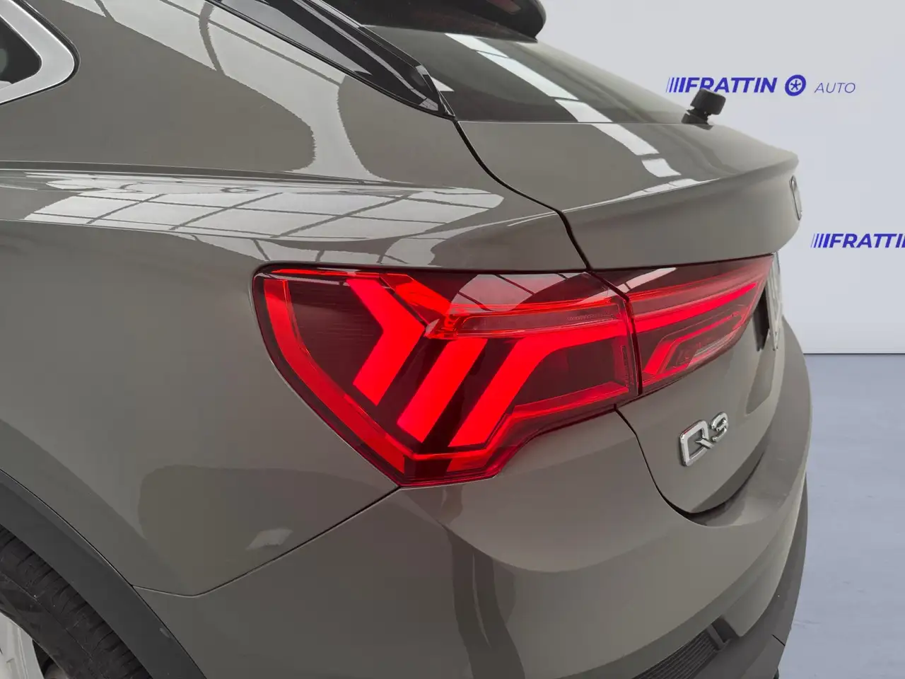 Audi Q3 SPB 45 TFSI e S tronic Business Plus, миниатюра 11