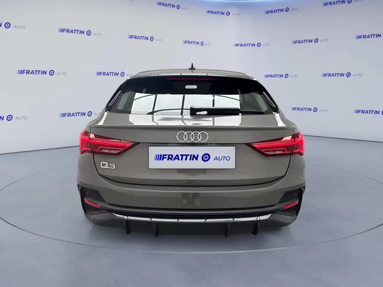 Audi Q3 SPB 45 TFSI e S tronic Business Plus, миниатюра 6