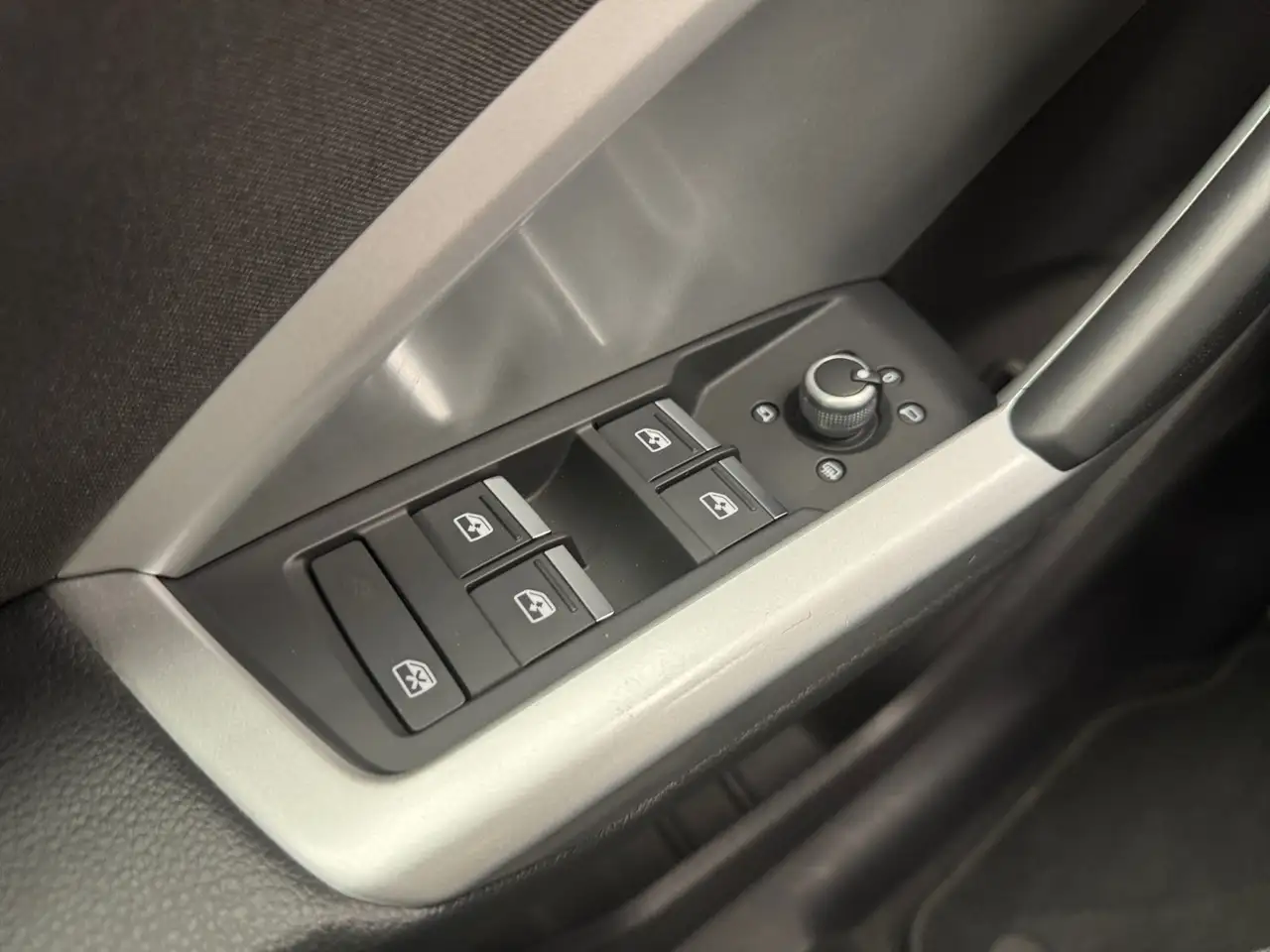 Audi Q3 SPB 45 TFSI e S tronic Business Plus, миниатюра 19