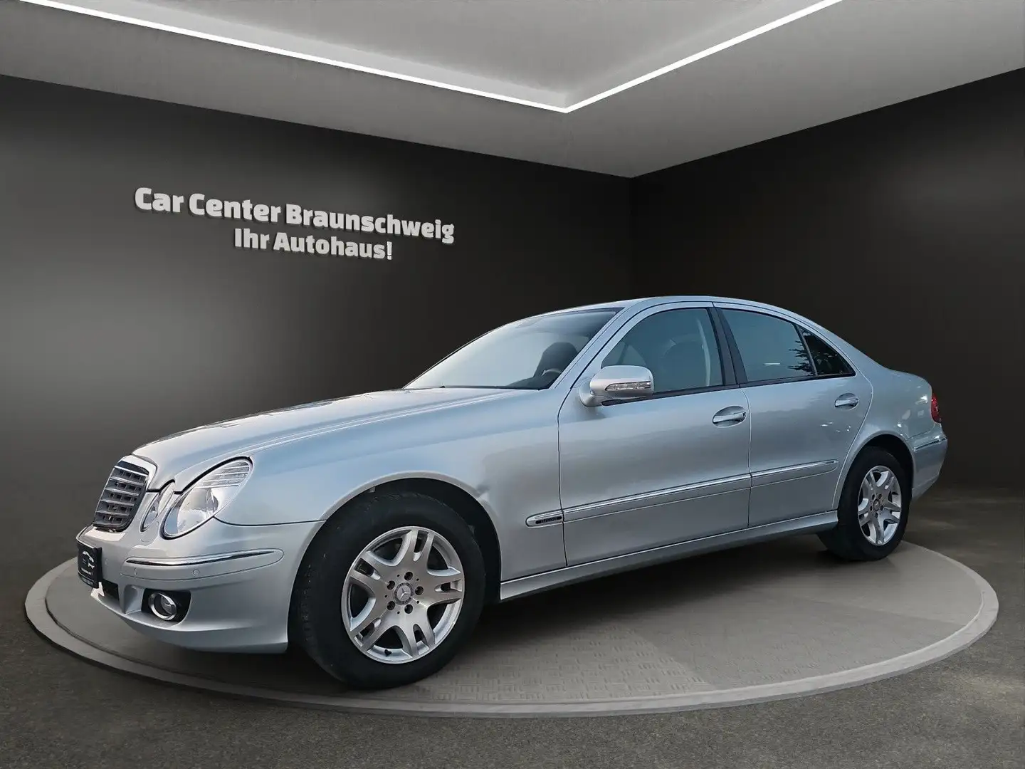 Mercedes-Benz E 320 CDI 4MATIC ELEGANCE Silber - 1
