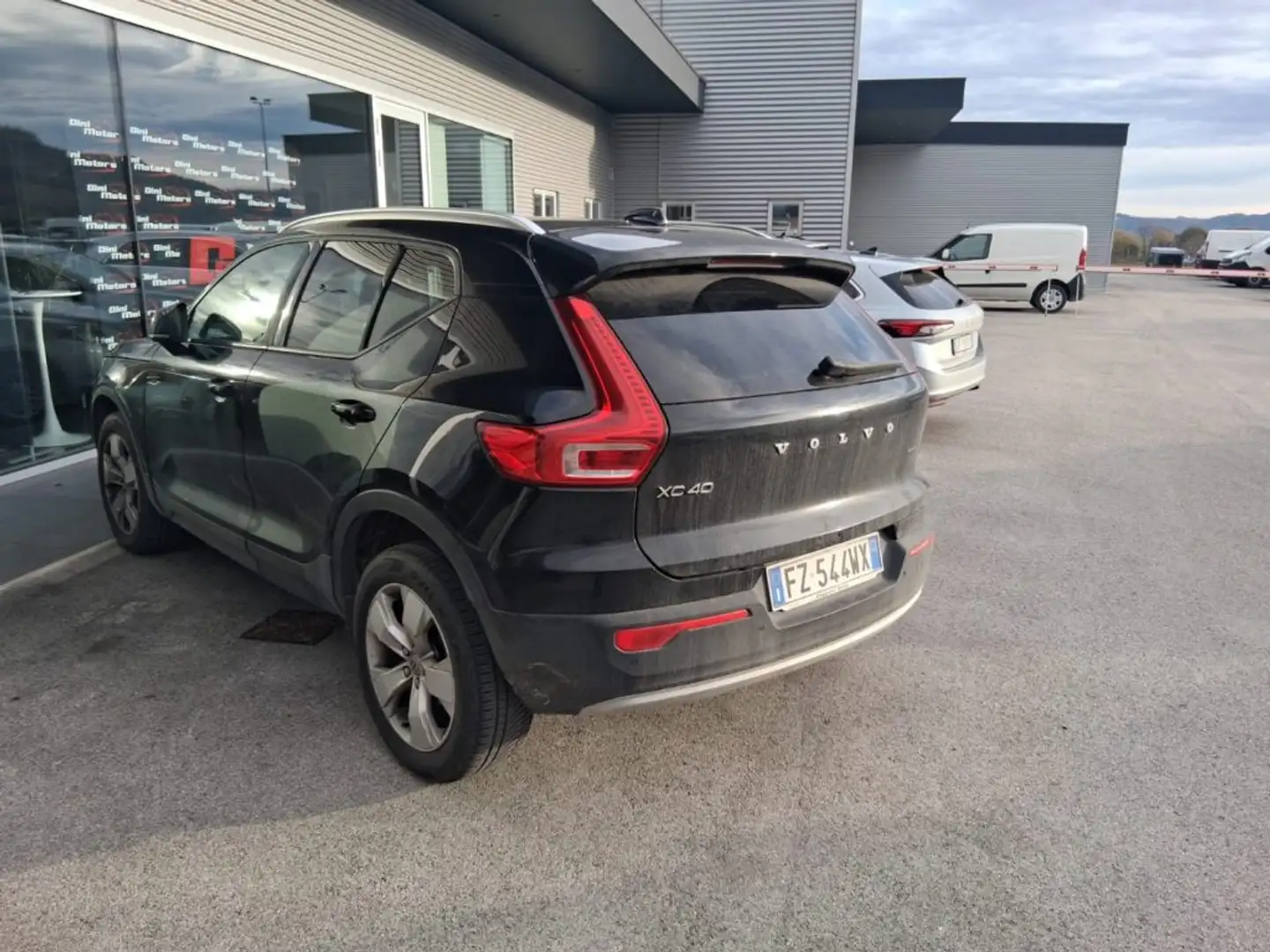 Volvo XC40 D3 diesel Nero - 2