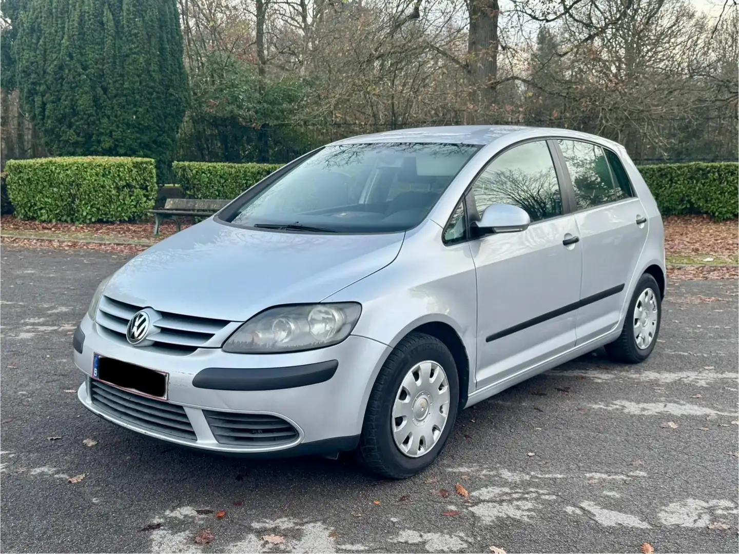 Volkswagen Golf Plus 1.9 TDi DSG prete à immatriculer - 1