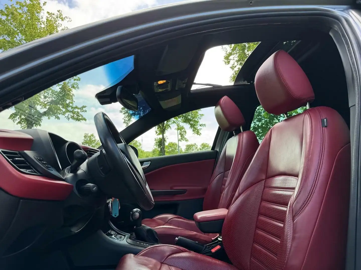 Alfa Romeo Giulietta 2.0 JTDm Exclusive 177PK | AUTOMAAT | PANO | VOL O Grijs - 2