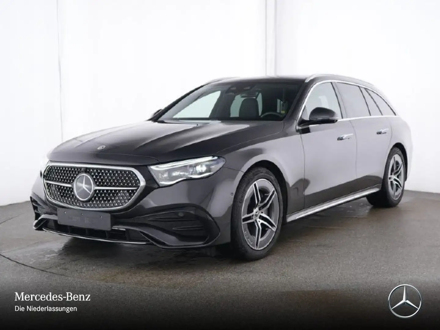 Mercedes-Benz E 220 d T 4M AMG Fahrass 360° Pano Distr. HUD PTS Grau - 2