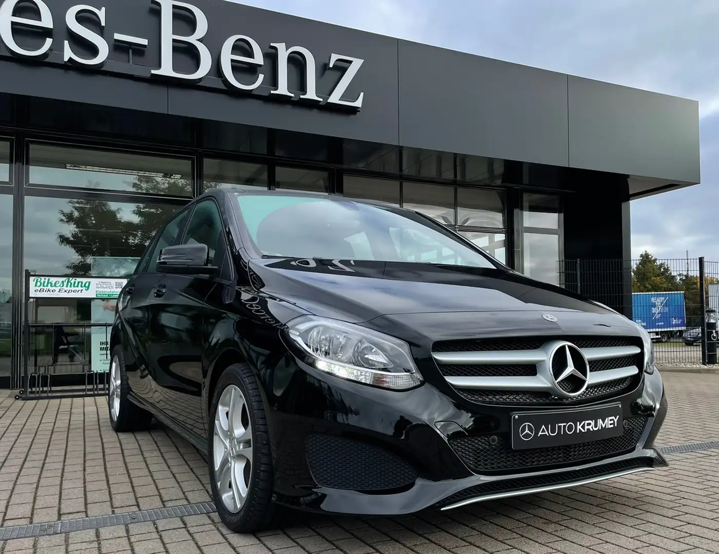 Mercedes-Benz B 180 B 180 d Pano.-Dach+Navigation Klima/Sitzhzg./R-CD Noir - 2