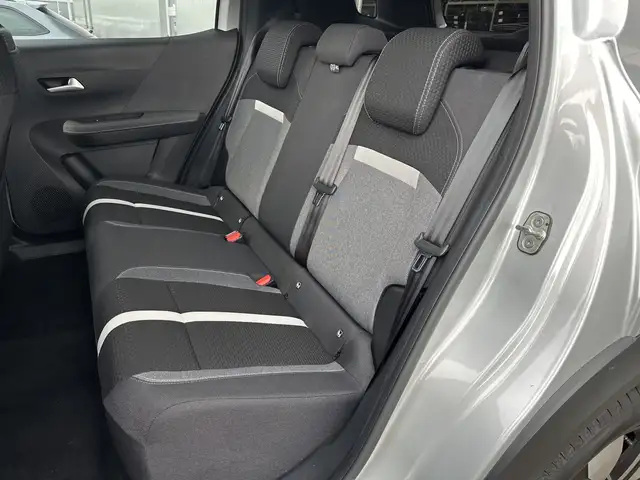 Opel Frontera view 11