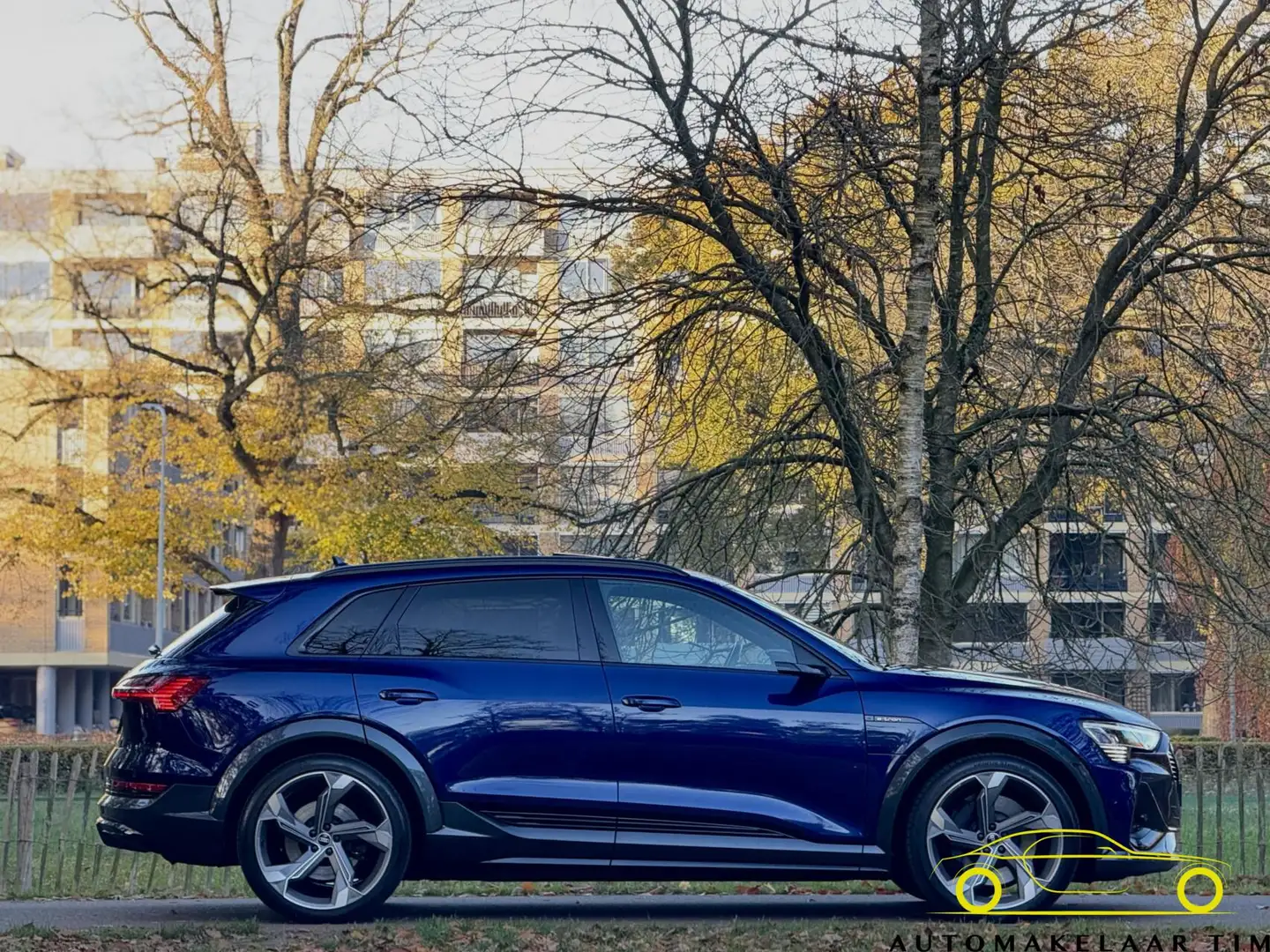 Audi e-tron S quattro 95 kWh Blauw - 2