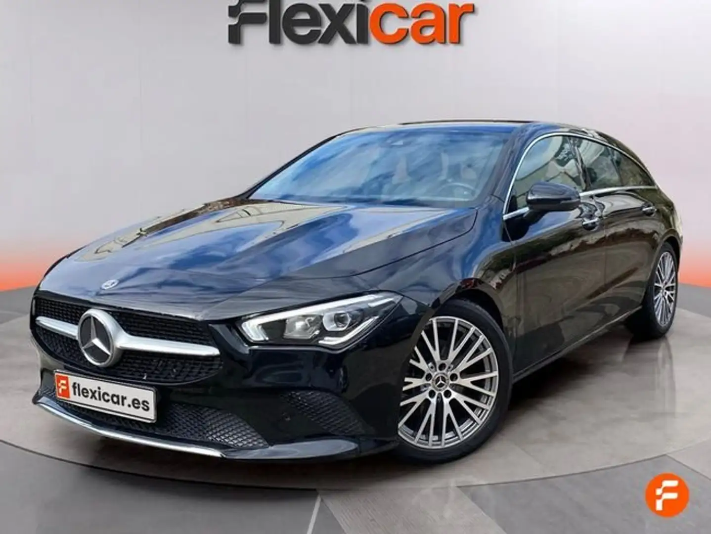 Mercedes-Benz CLA 200 Shooting Brake 200d 4Matic 8G-DCT Negro - 2
