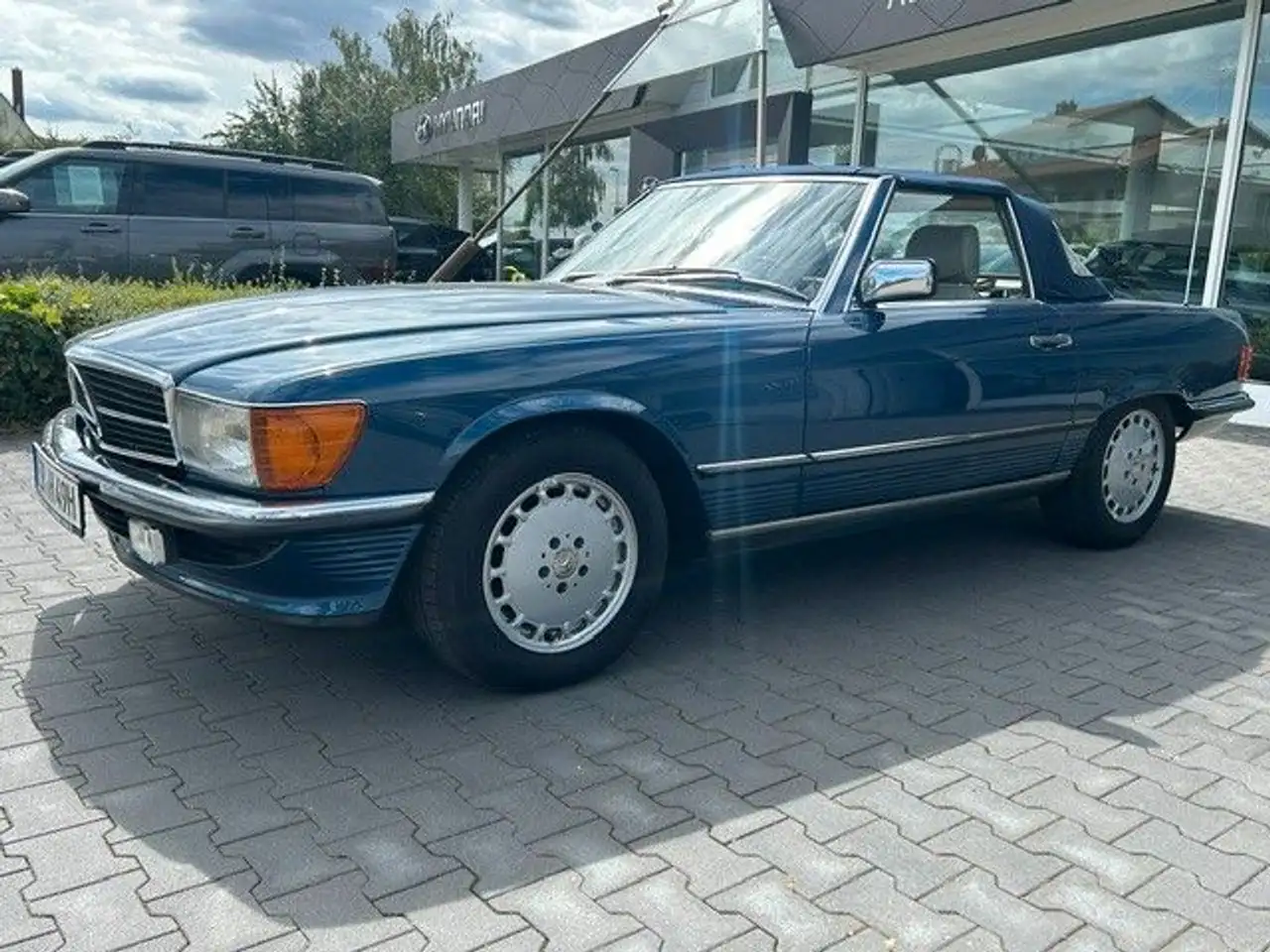 Mercedes-Benz 300 SL R107 Klima Navi Hardtop Fond nur 79400 km, foto 3