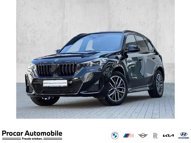BMW X1 main image