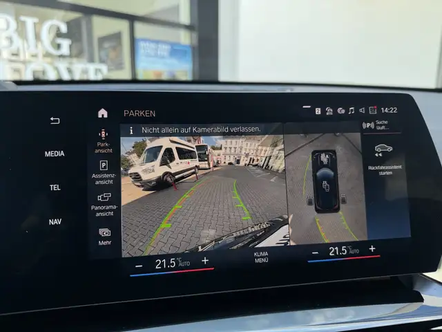 BMW X1 view 10