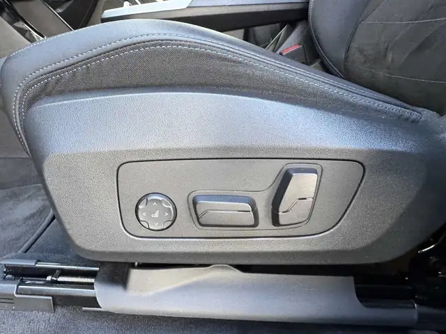 BMW X1 view 8