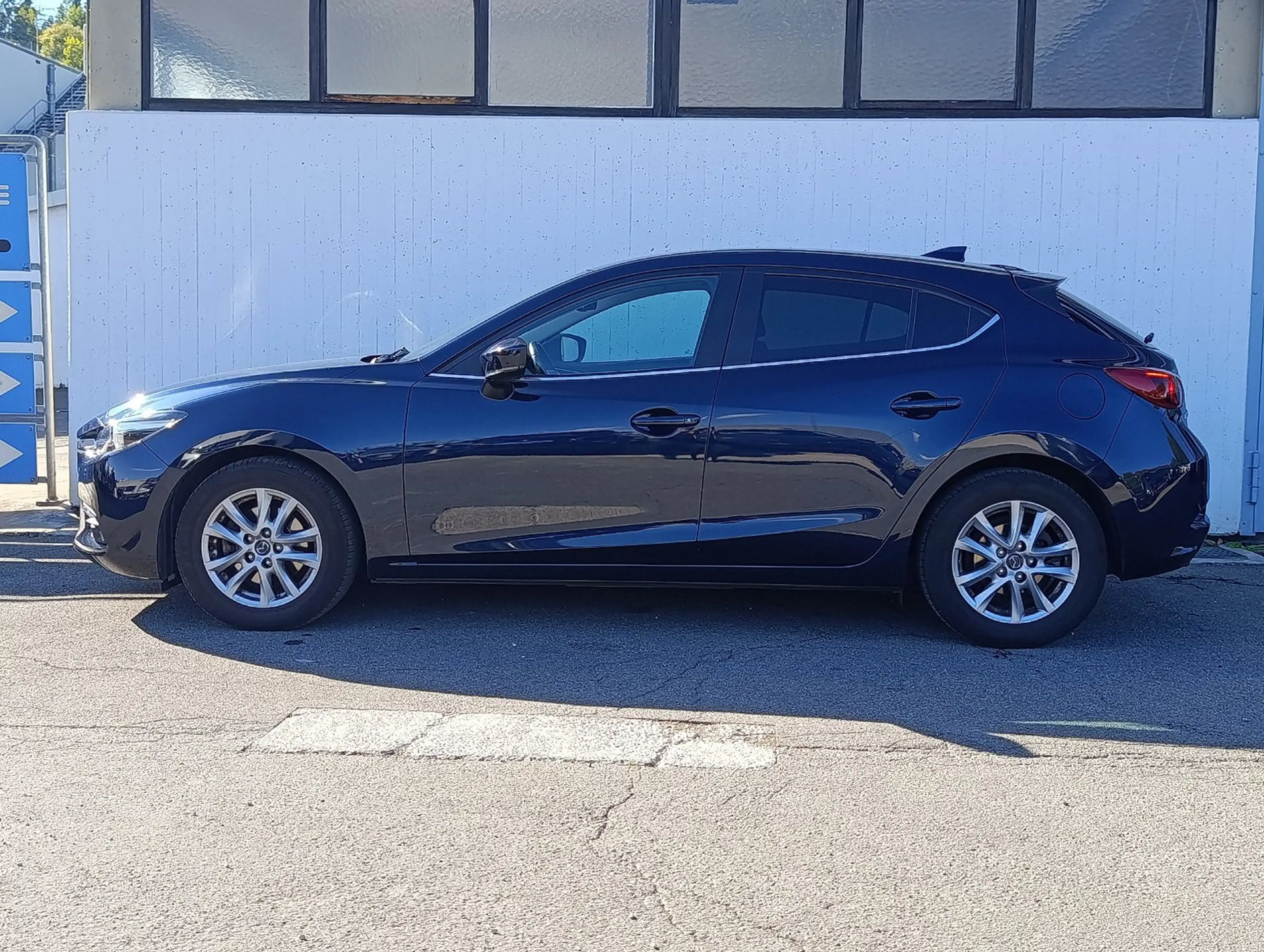 Mazda 3 Lim. Exclusive-Line Head-Up Navi RFK LHZ SHZ — photo 8