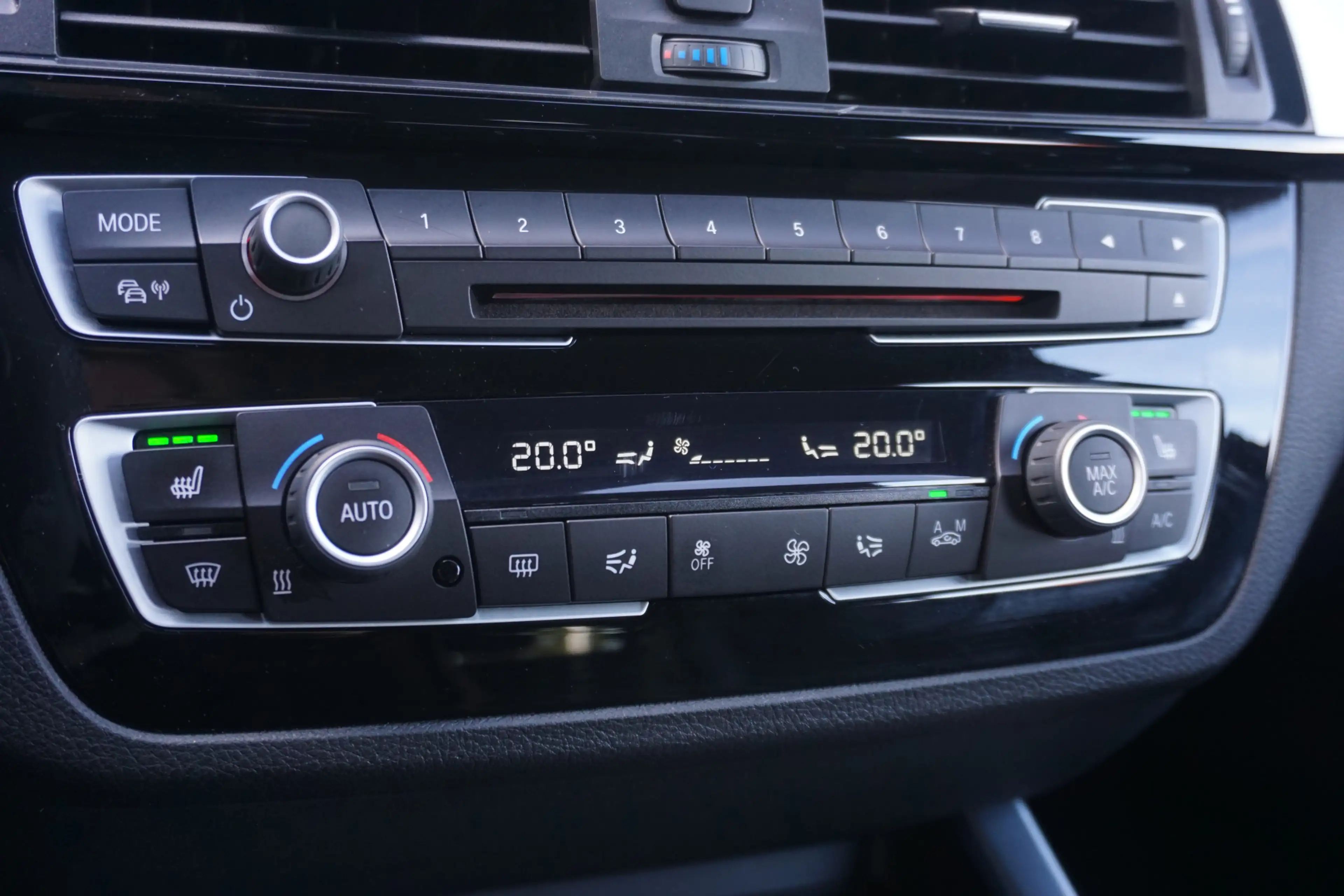 BMW 118 1-serie 118i M Sport M-Pakket | Automaat | Trekhaa — photo 17
