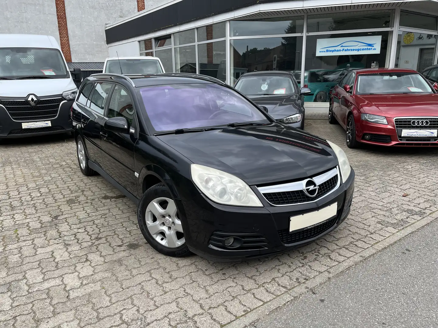 Opel Vectra Edition Kombi aus 2.Hand,Scheckheft,AHK.. Noir - 1