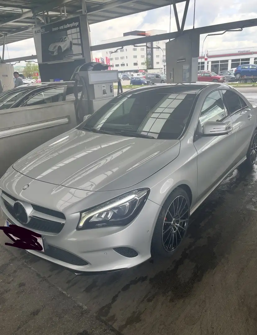 Mercedes-Benz CLA 200 d - 1
