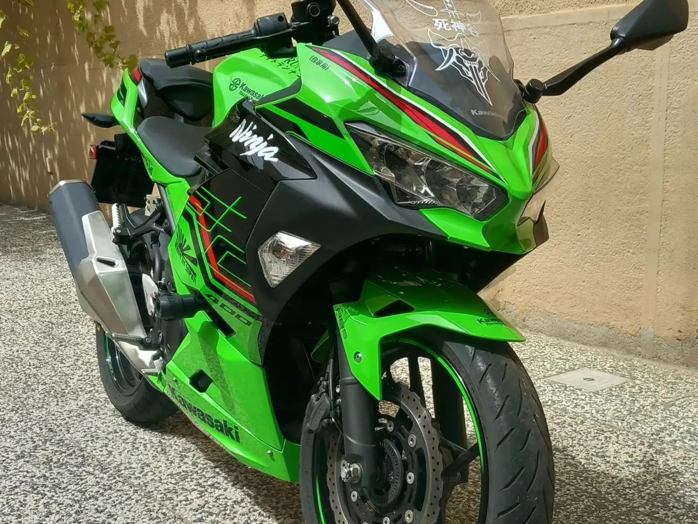 Kawasaki Ninja 400 Verde - 1