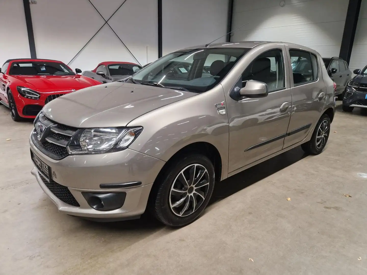 Dacia Sandero SANDERO LAUREATE NAVI KLIMA AHK Szürke - 2