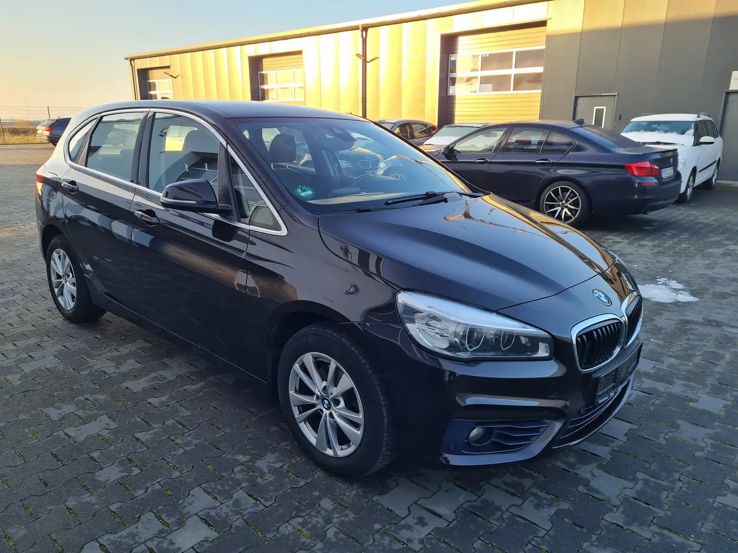 BMW 218 218 d Sport Line Brun - 1