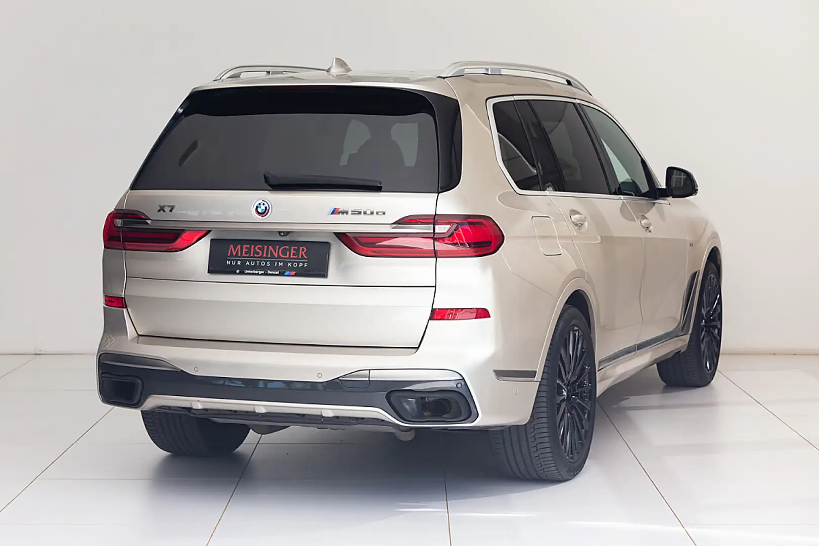 BMW X7 M 50d Beige - 2