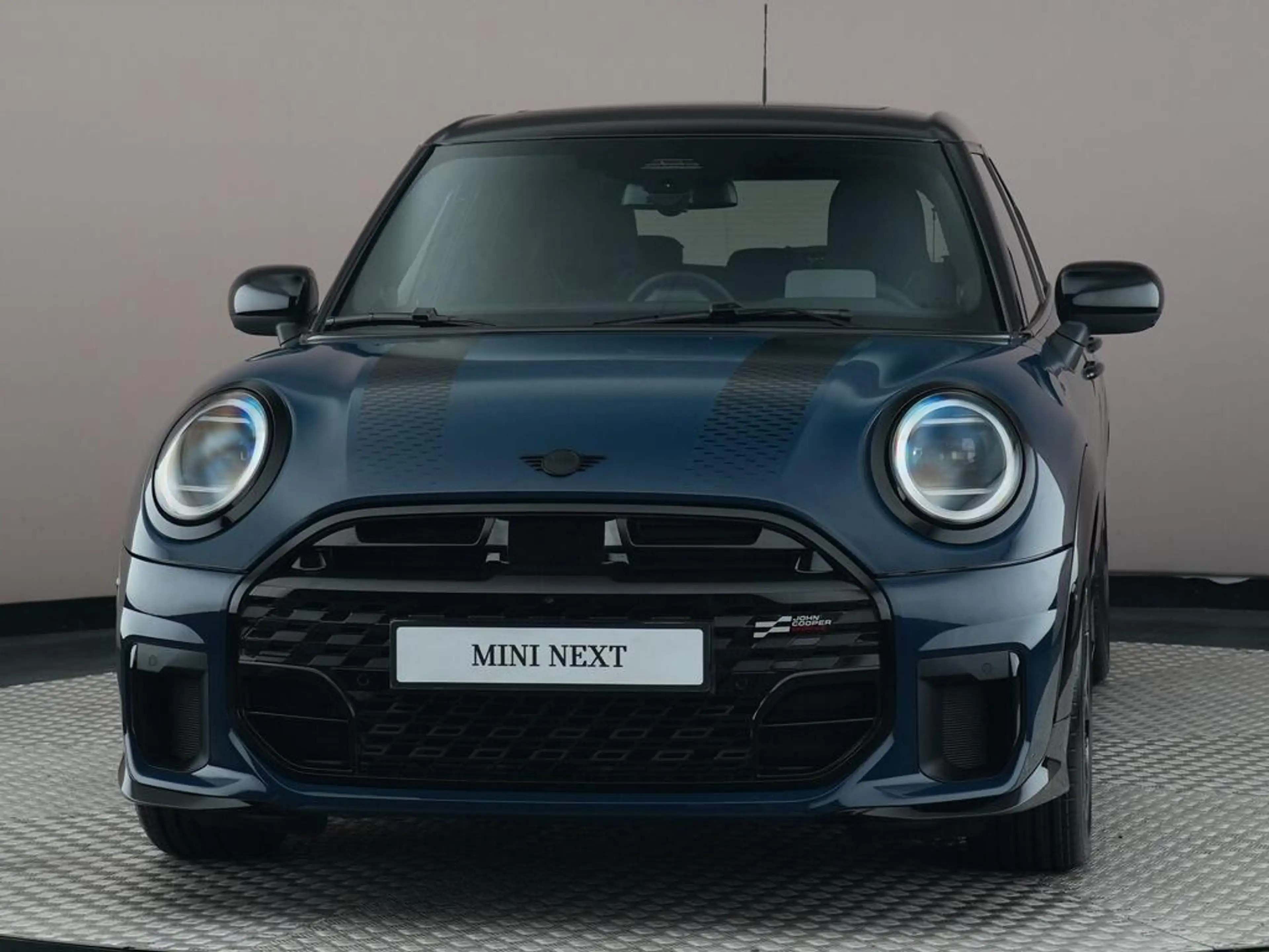 MINI Cooper S 5-Deurs 2.0 John Cooper Works XL — photo 2