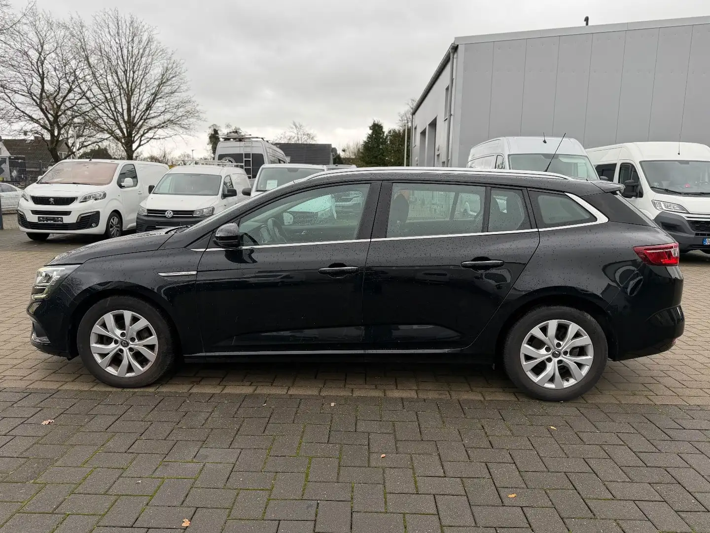 Renault Megane IV Grandtour Limited/Kamera/Navi/Spur/PDC Schwarz - 2