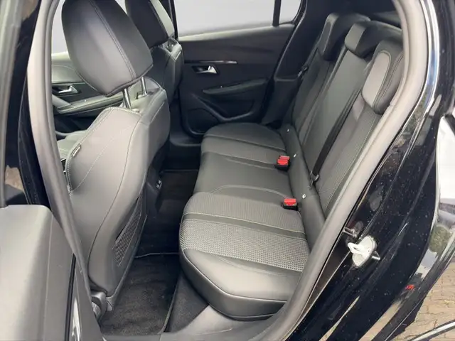 Peugeot 208 view 15