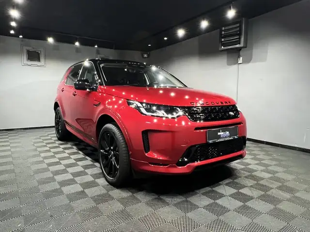 Land Rover Discovery Sport view 2