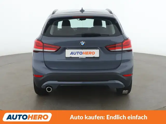 BMW X1 view 5