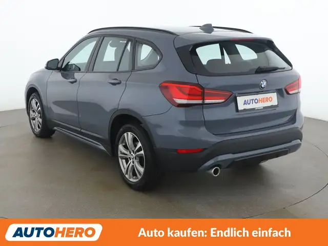 BMW X1 view 4