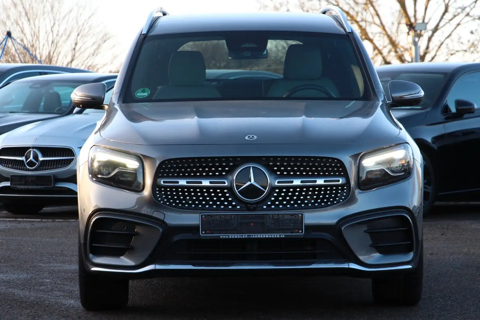 Mercedes-Benz GLB 250 Noir - 2