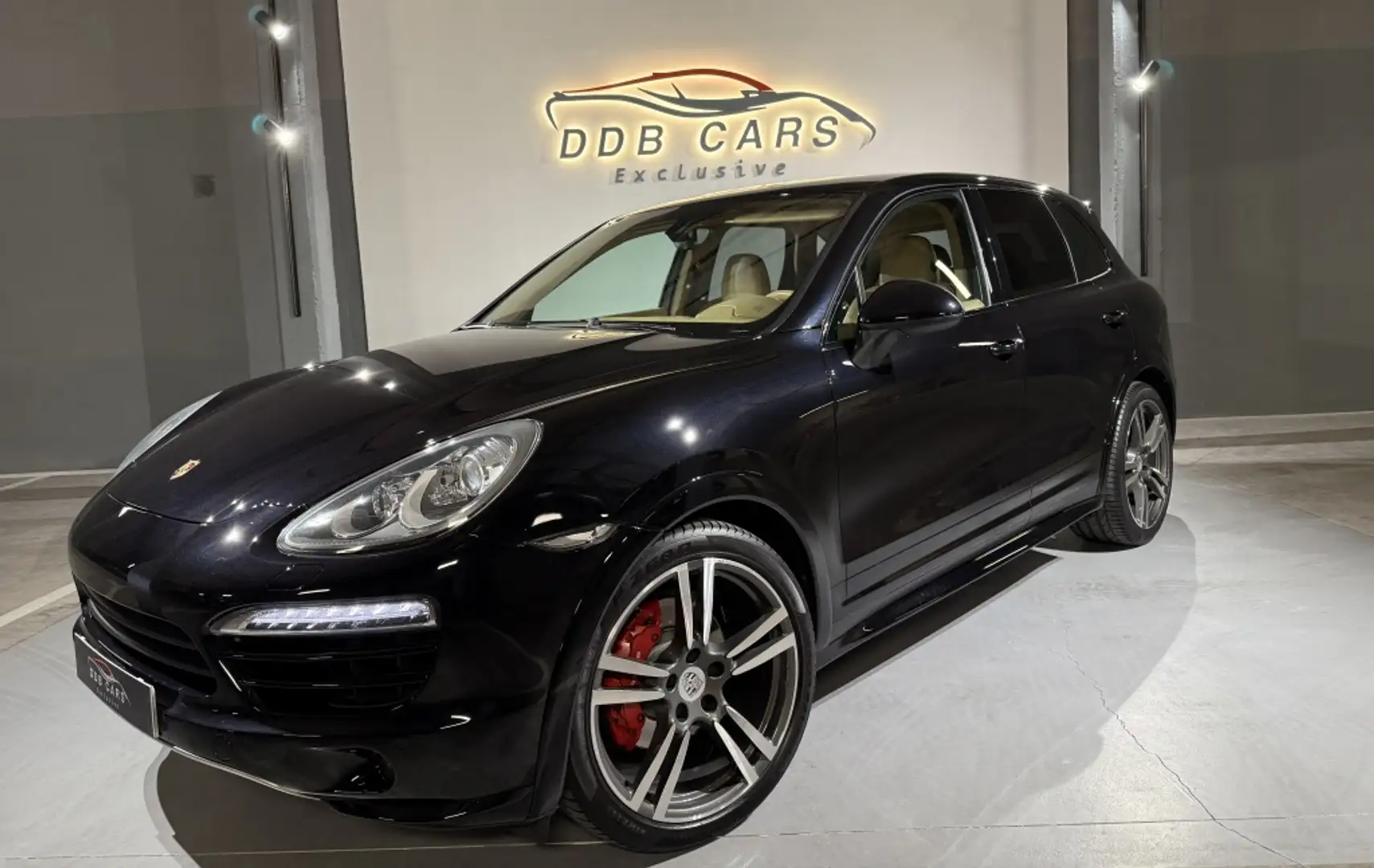 Porsche Cayenne Diesel Aut. Negro - 1