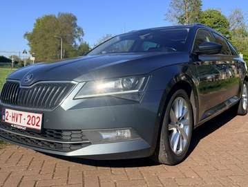 Superb SW 1.6 CR TDi GreenLine Corporate Plus Ed.