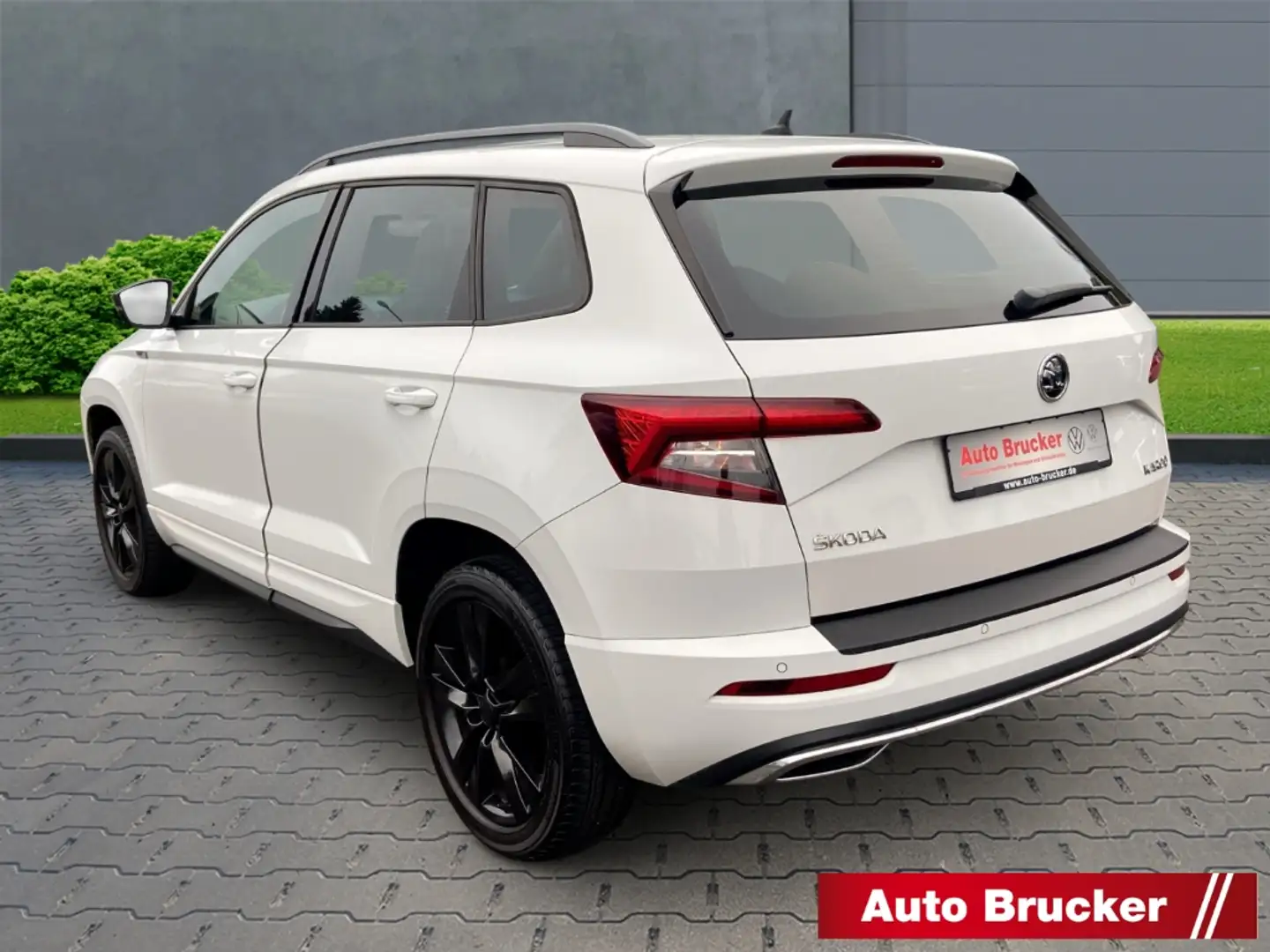 Skoda Karoq Ambition 2.0 TDI 6-Gang+LED+NAV+2-Zonen-Klimaautom Wit - 2