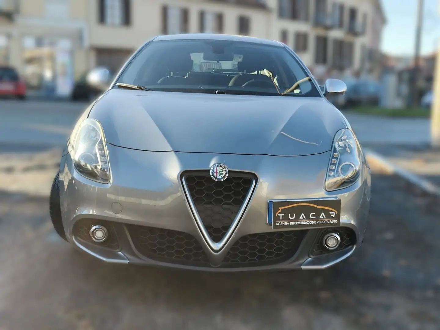 Alfa Romeo Giulietta Super 1.6 JTDM 16V Gris - 2