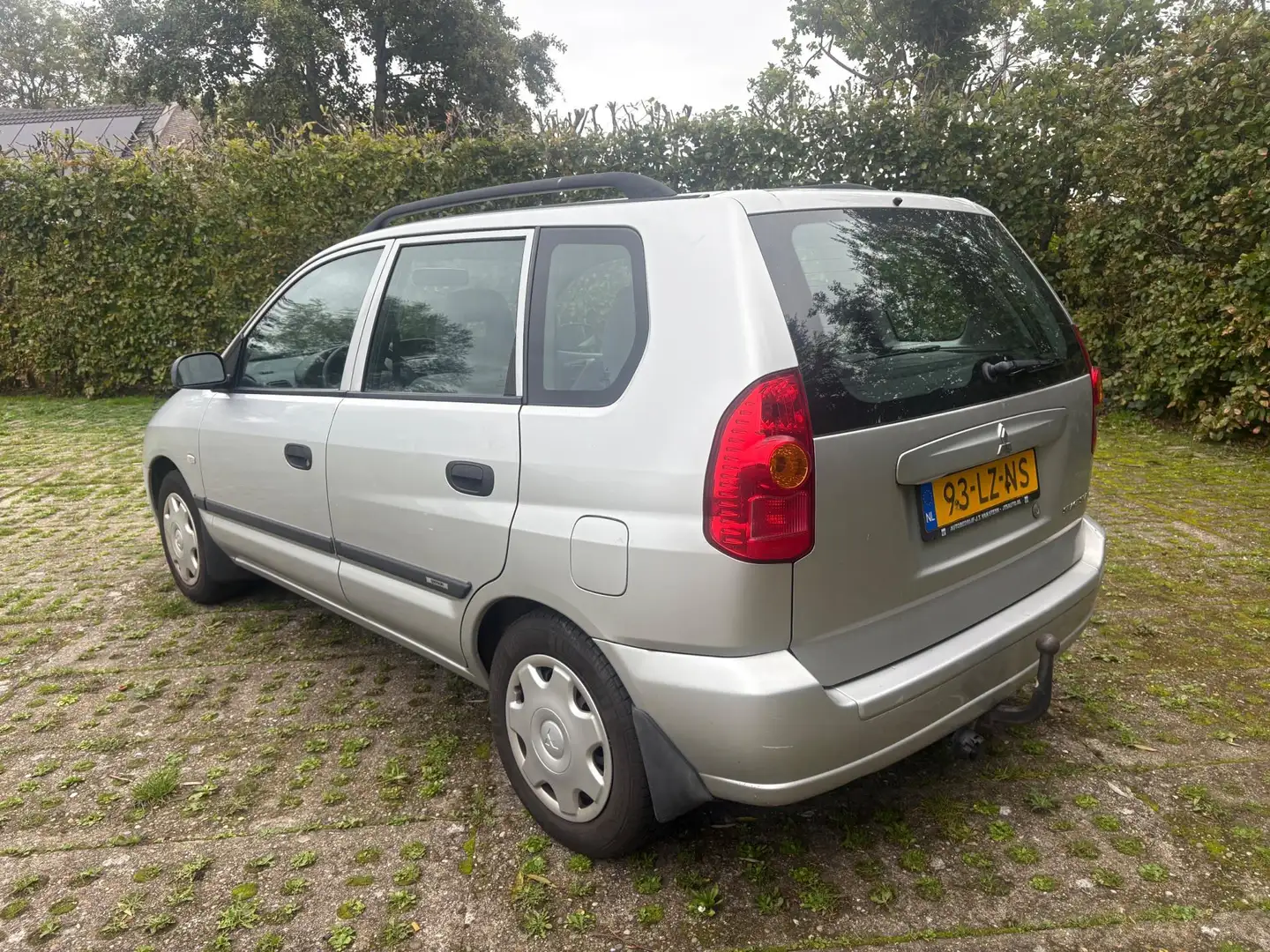 Mitsubishi Space Star 1.6 Family Airco Trekhaak NAP Grijs - 2