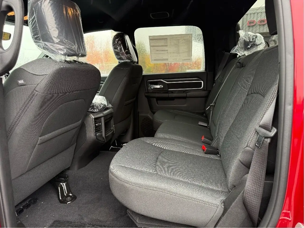 RAM 2500 снимка RAM 2500
