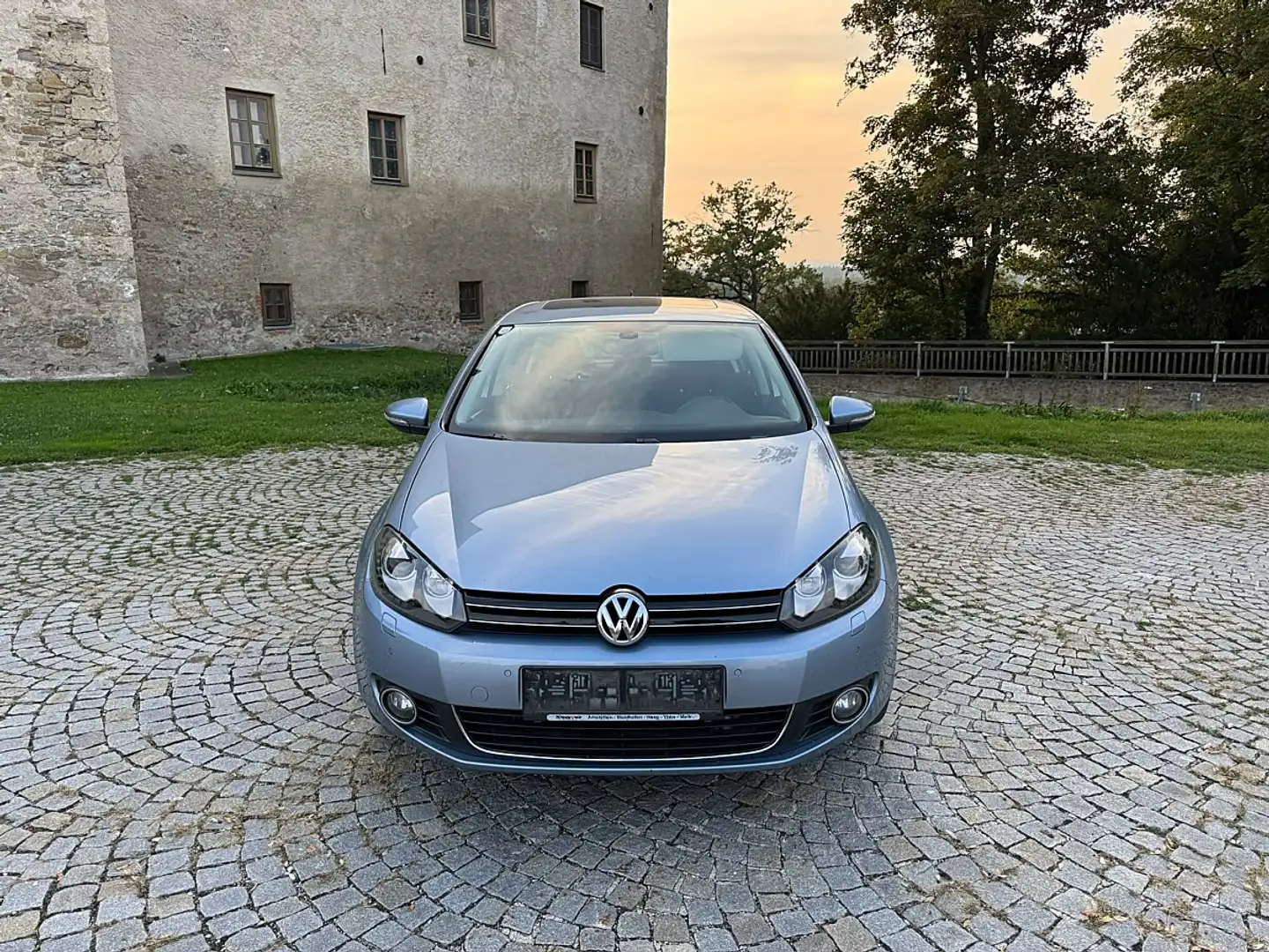 Volkswagen Golf VI 1.6 TDI 105 Highline Blau - 1