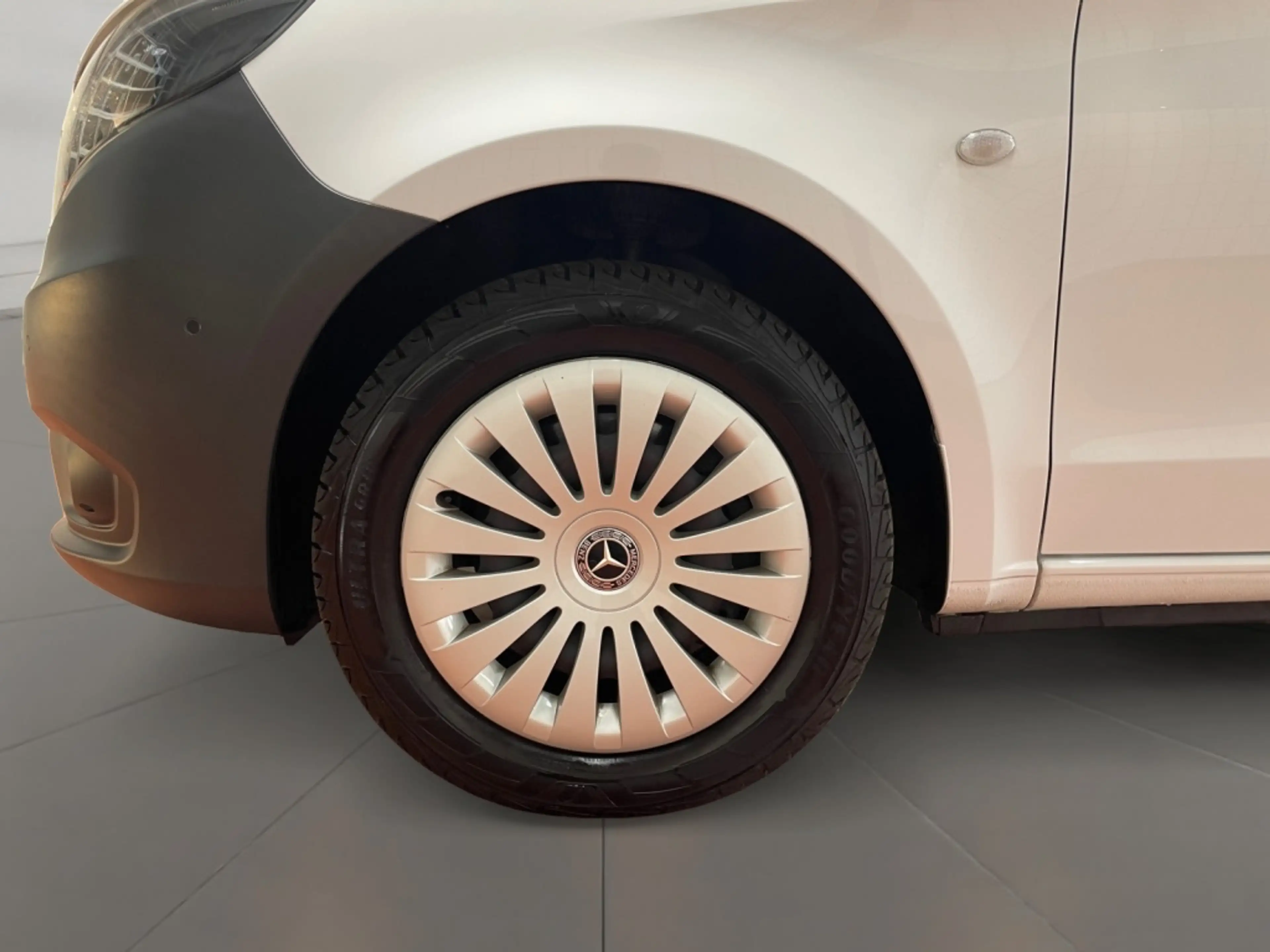 Mercedes-Benz Vito 114 Tourer *8-Sitzer,Navi,Cam,PTS — photo 9