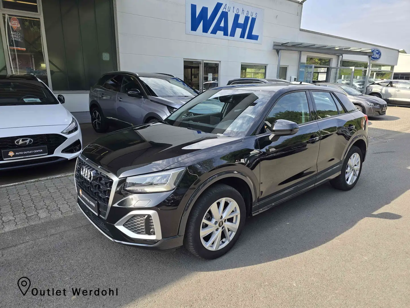 Audi Q2 1.5 TFSI 35 ADVANCED*NAVI MMI*ABSTANDSTEMPOMAT*KLI Schwarz - 1
