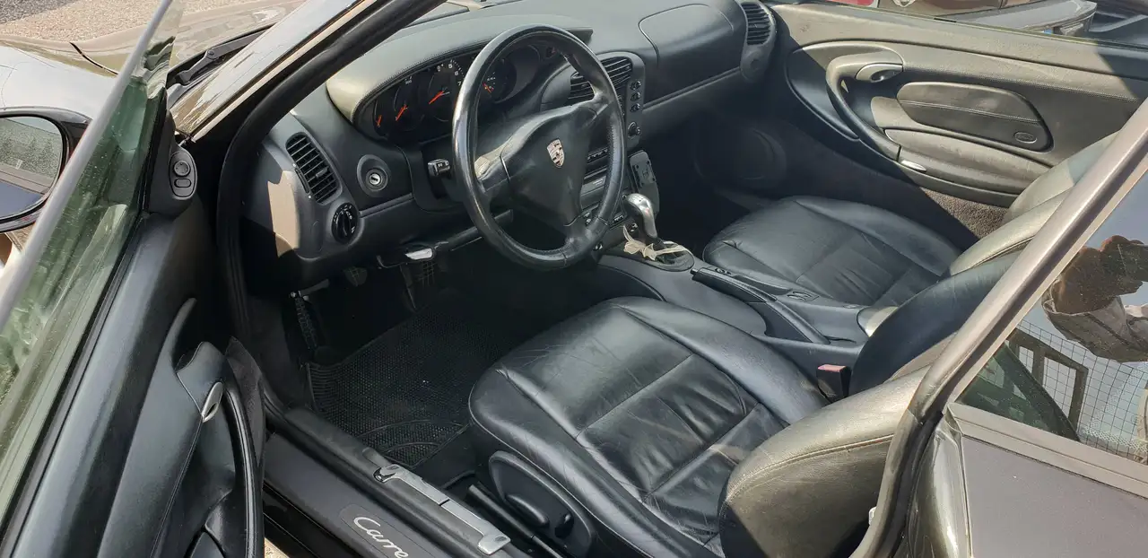 Porsche 911 IV Carrera 996 Coupe Coupe 3.4 Carrera 4, foto 4