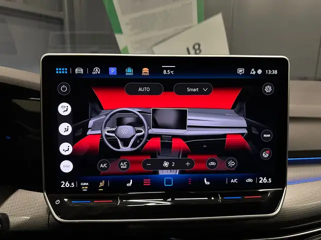 Volkswagen Golf view 25