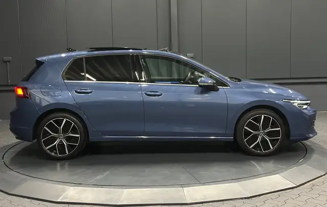 Volkswagen Golf view 7