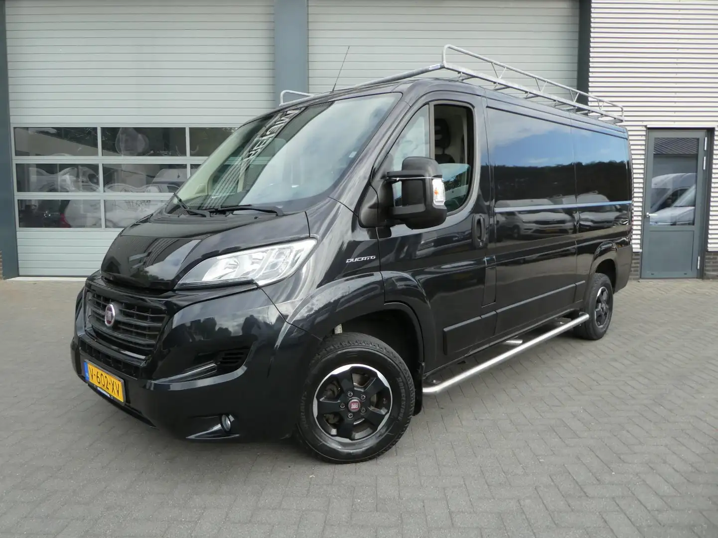Fiat Ducato 2.3 130 pk MultiJet L2H1 airco navigatie camera Noir - 1